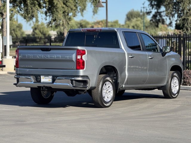 2026 Chevrolet Silverado LT photo 3