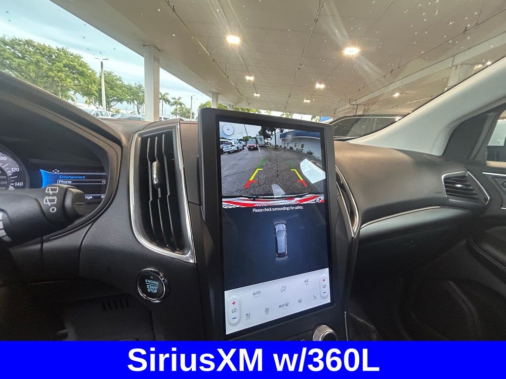 2024 Ford Edge Titanium photo 9