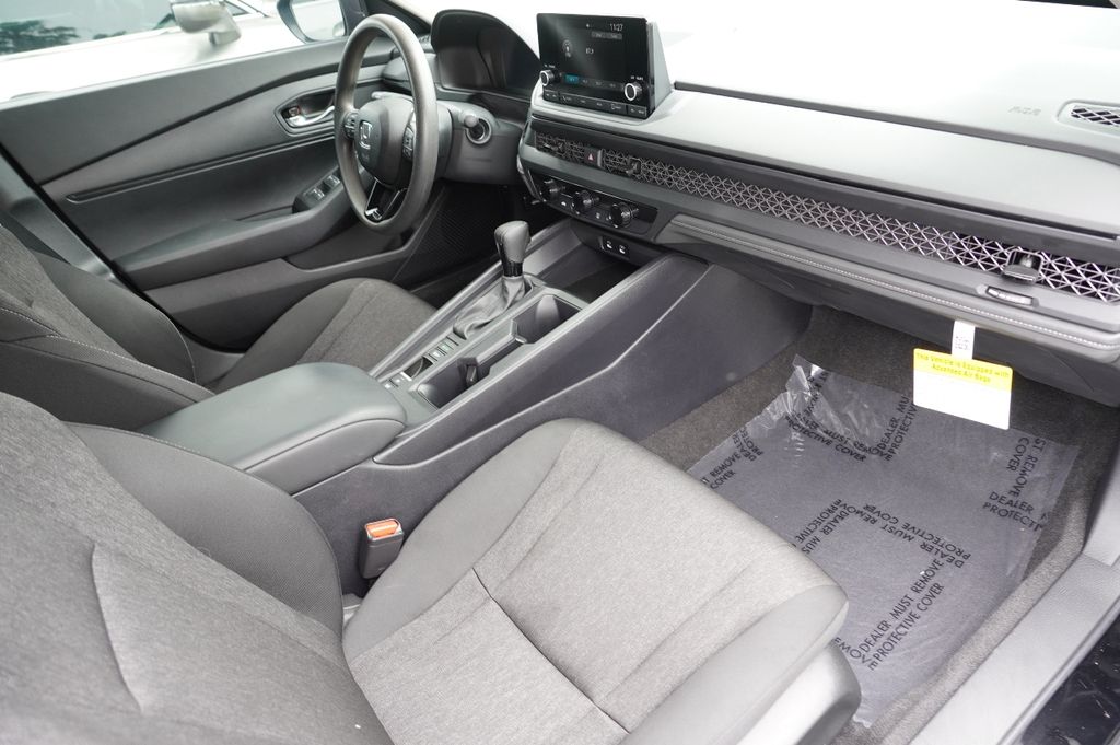 2024 Honda Accord LX photo 7