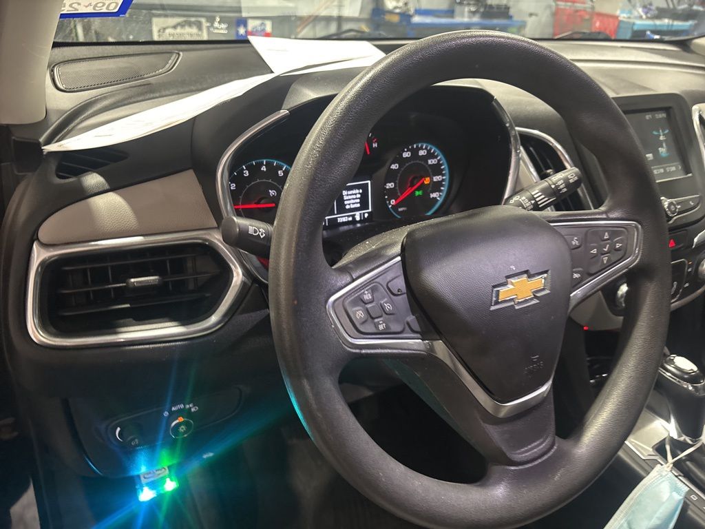2018 Chevrolet Equinox LT photo 18
