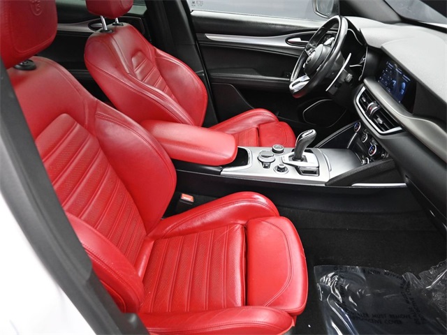 2022 Alfa Romeo Stelvio Ti Sport photo 31