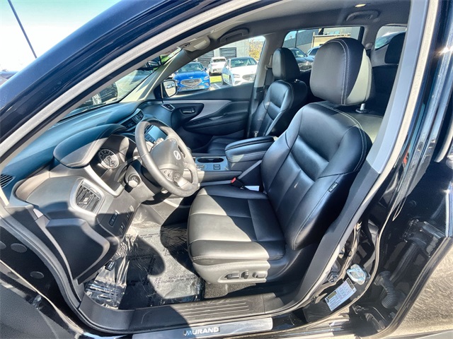 2023 Nissan Murano SV photo 11