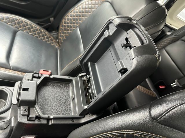2022 Jeep Wrangler Unlimited Sahara 4xe photo 23
