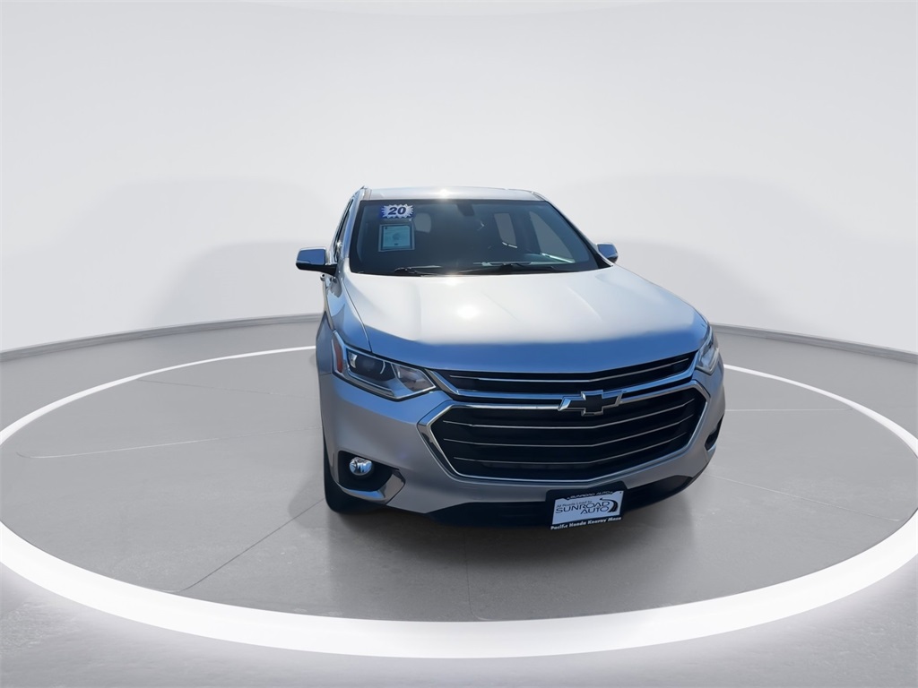 2020 Chevrolet Traverse photo 2