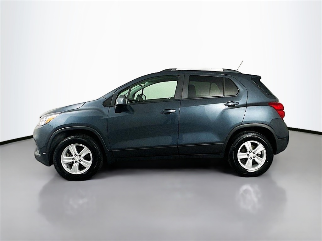 2022 Chevrolet Trax LT photo 4