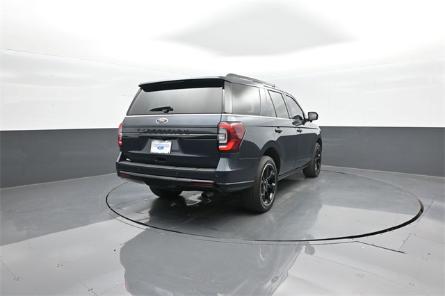 2023 Ford Expedition Limited photo 4