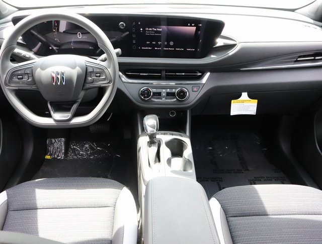 2025 Buick Envista Preferred photo 10