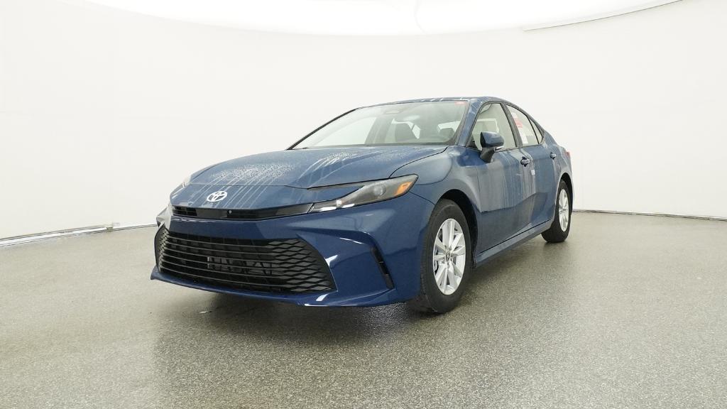 2026 Toyota Camry LE photo 4
