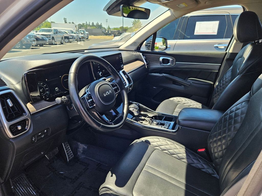 2022 Kia Sorento X-Line SX Prestige photo 8