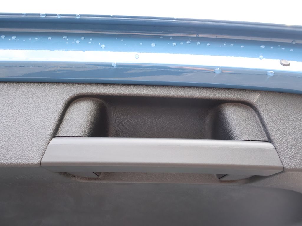 2025 Volkswagen Taos S photo 20