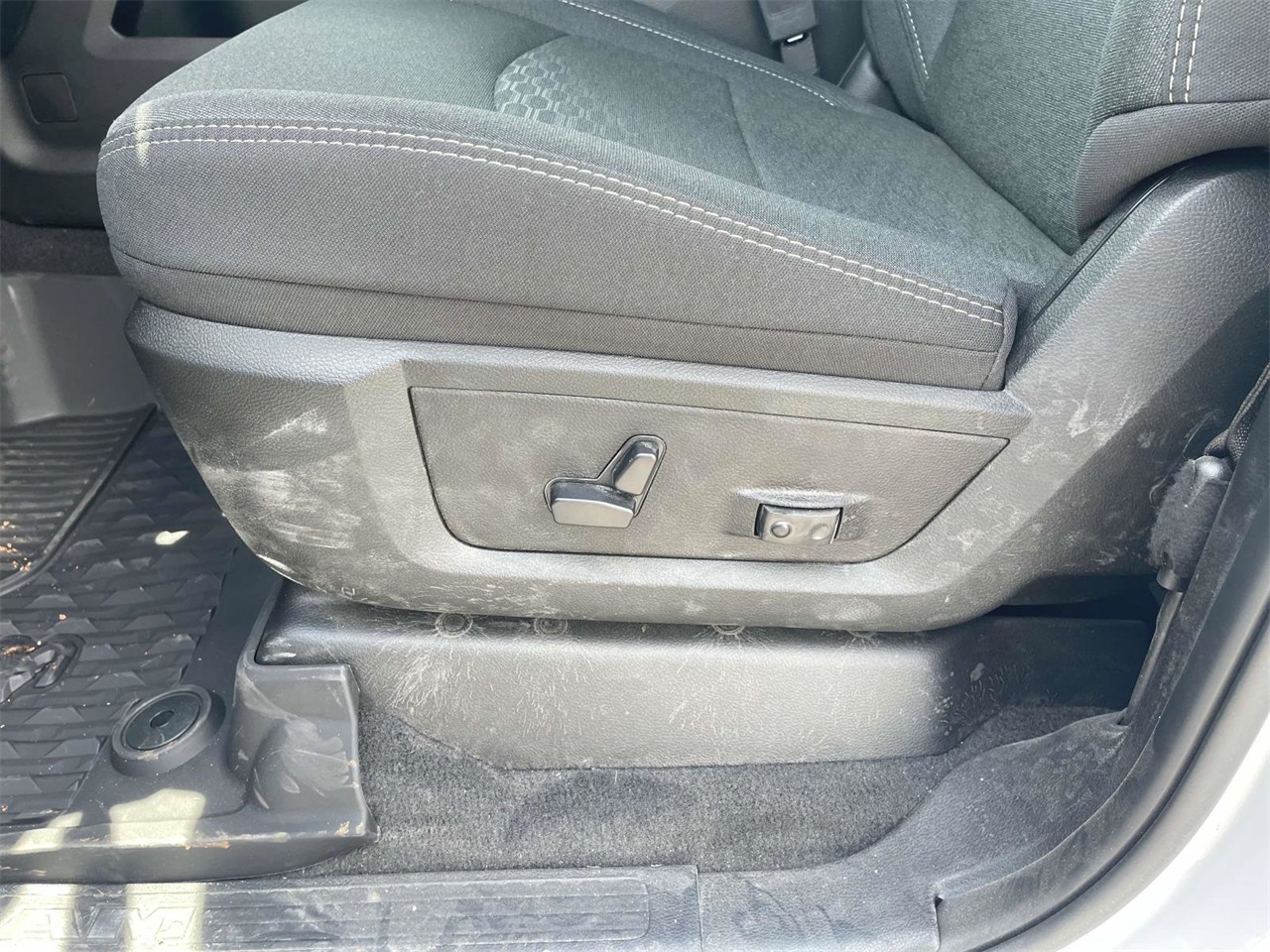 2025 Ram 2500 Big Horn photo 22