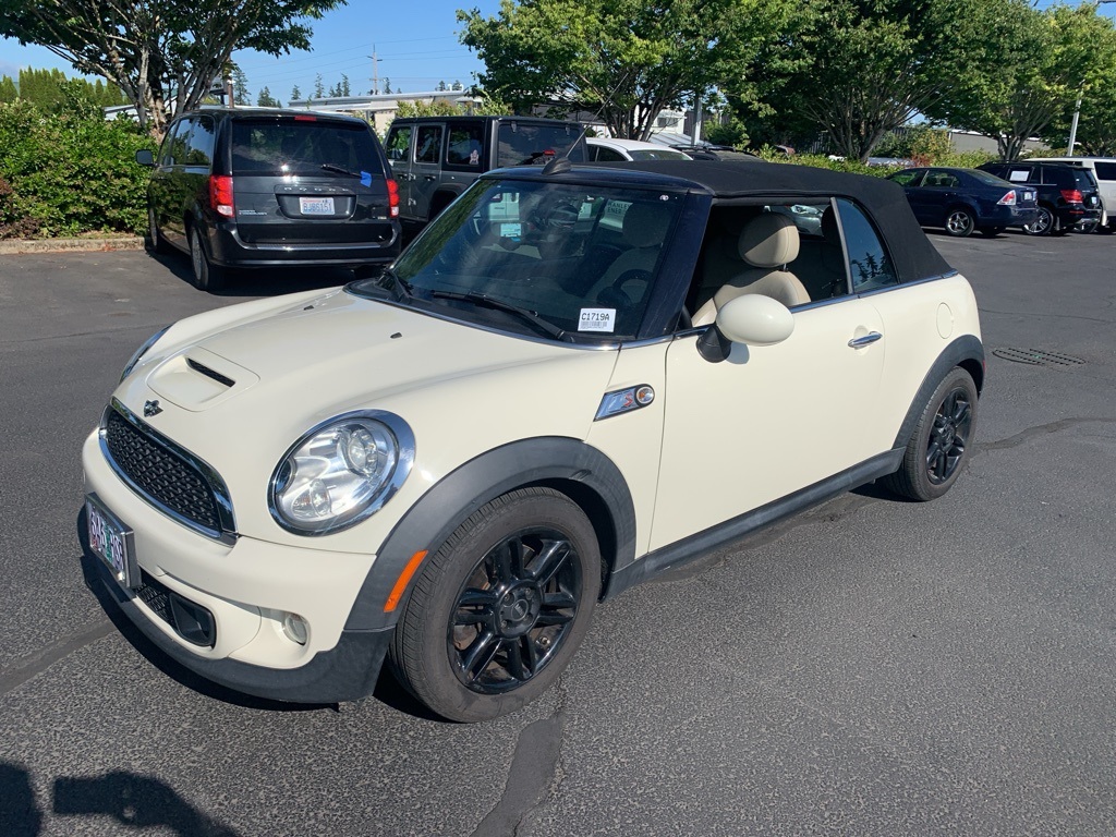 Used 2014 MINI Cooper S with VIN WMWZP3C52ET706238 for sale in Hillsboro, OR