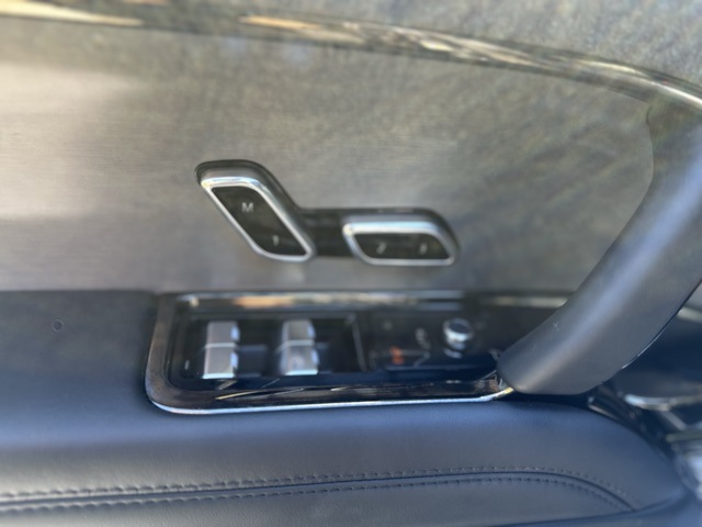 2024 Land Rover Range Rover Sport SE photo 12