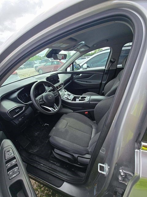2023 Hyundai Santa Fe SE photo 3