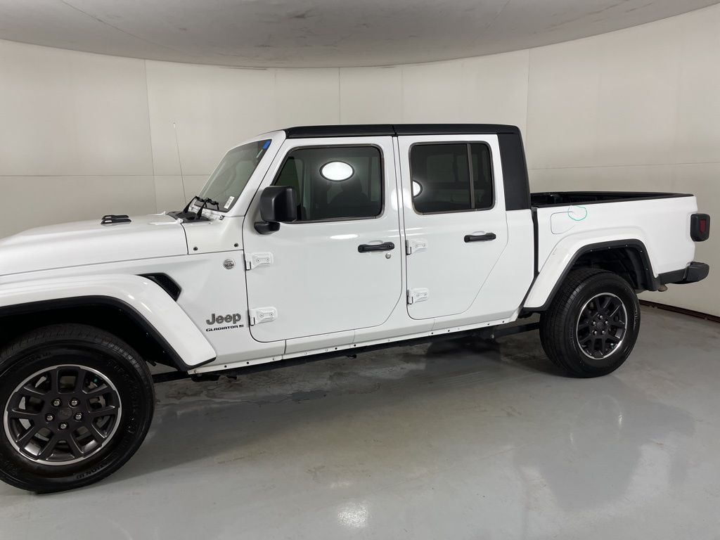2023 Jeep Gladiator Overland photo 6
