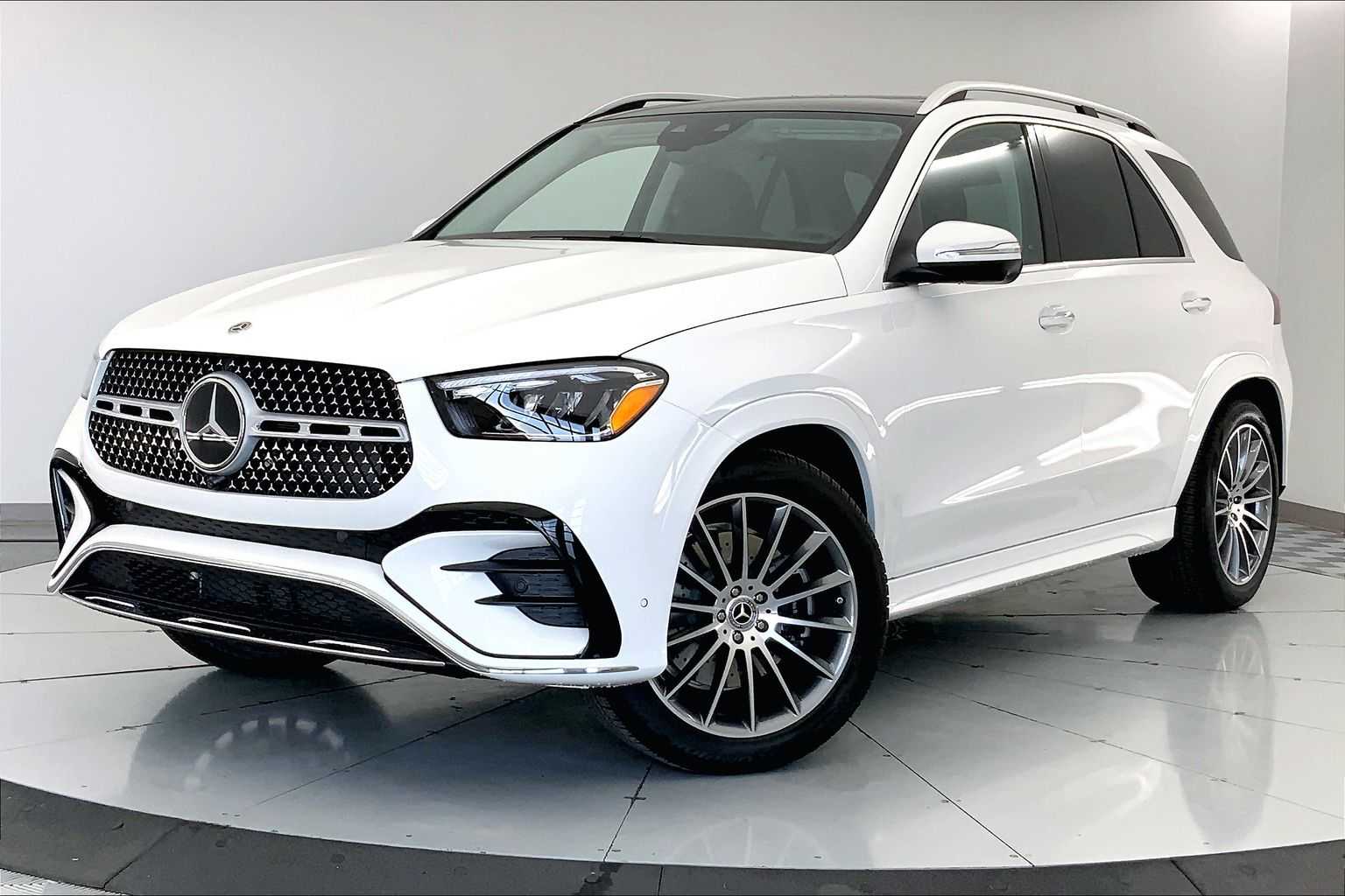 2026 Mercedes-Benz GLE GLE450's photo