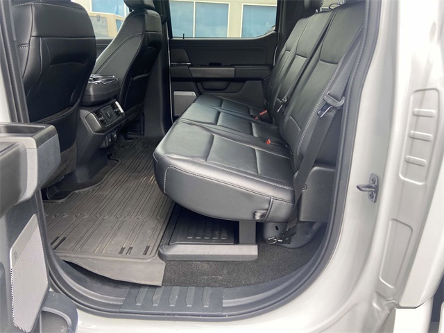 2024 Ford F-150 XLT photo 16
