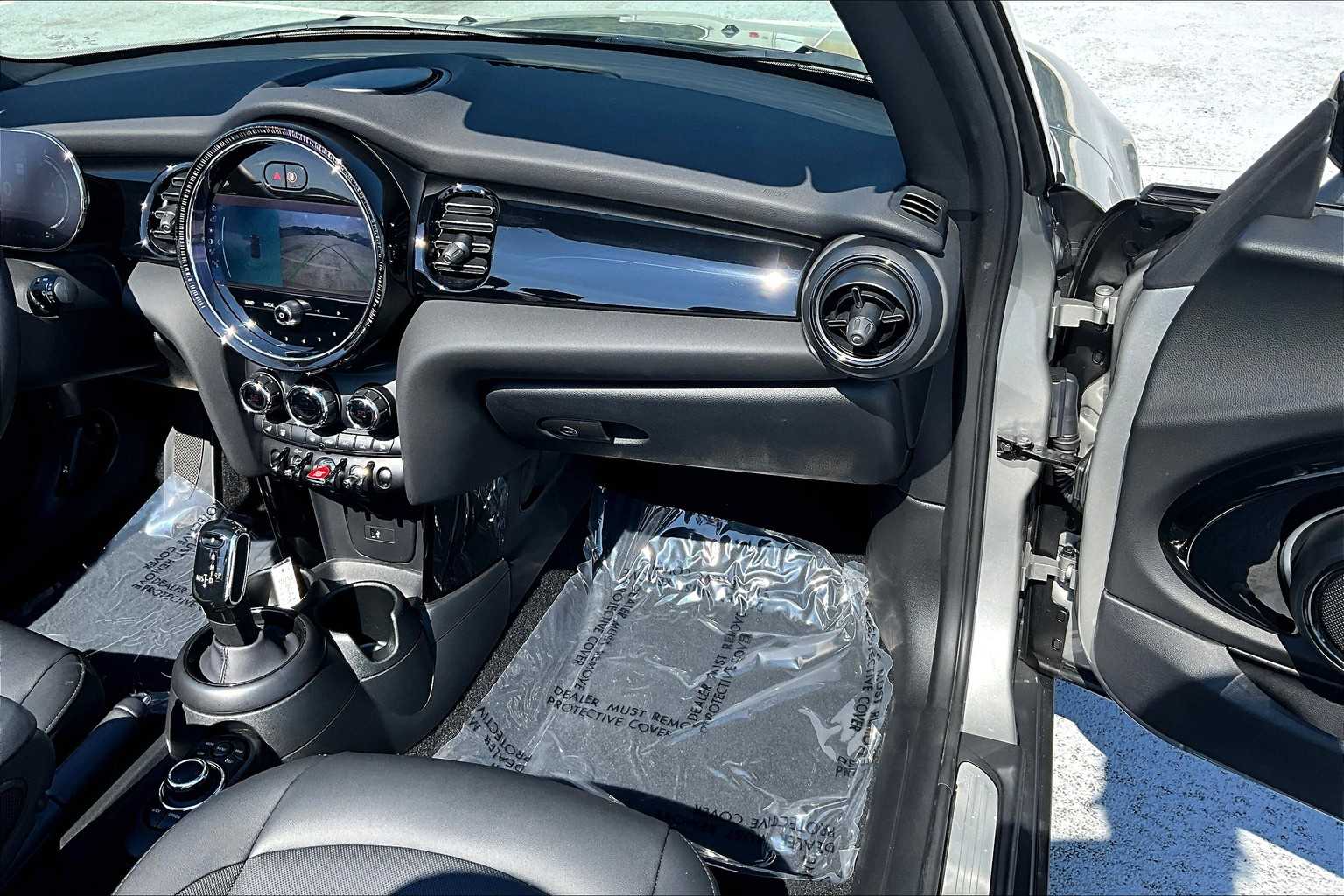 2023 Mini Cooper Convertible photo 16