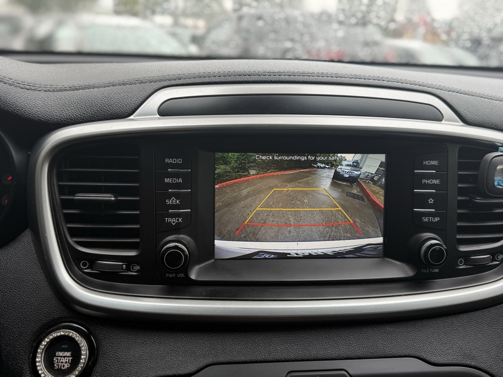 2020 Kia Sorento EX photo 22