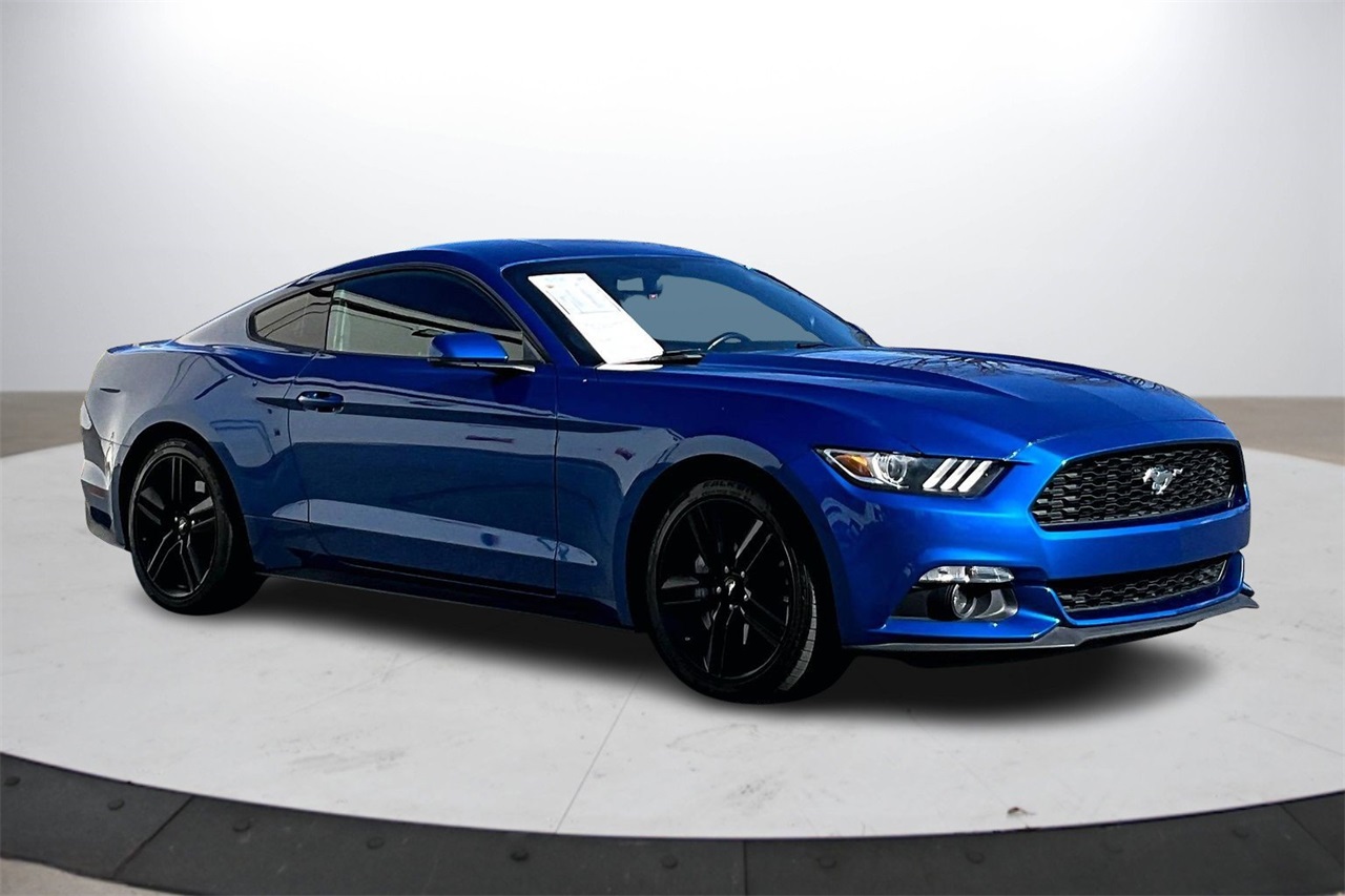 2017 Ford Mustang EcoBoost Premium photo 2