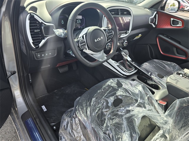 2025 Kia Soul GT-Line photo 4