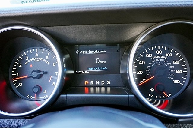 Used 2020 White Ford GT Premium image 27