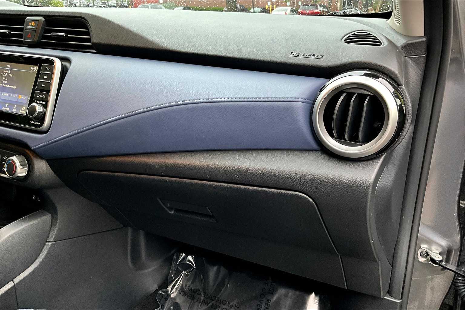 2024 Nissan Versa SV photo 17