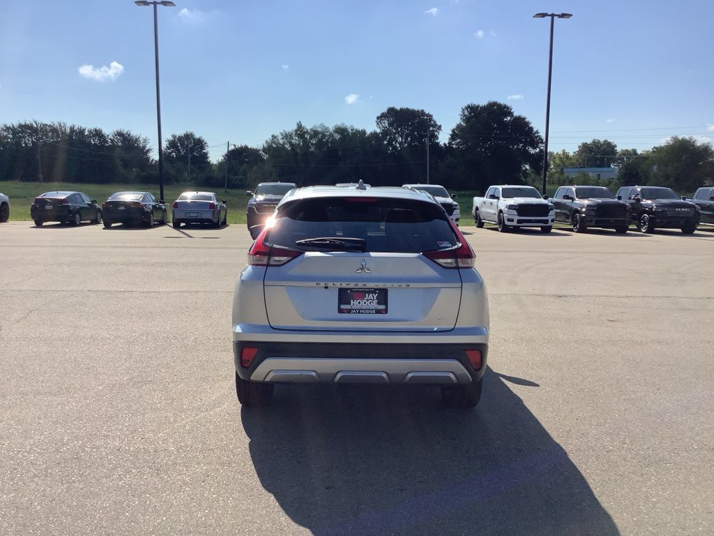 2024 Mitsubishi Eclipse Cross SEL photo 5