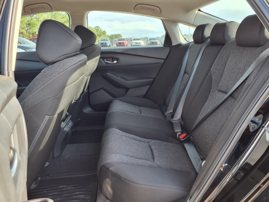 2025 Honda Accord LX photo 25