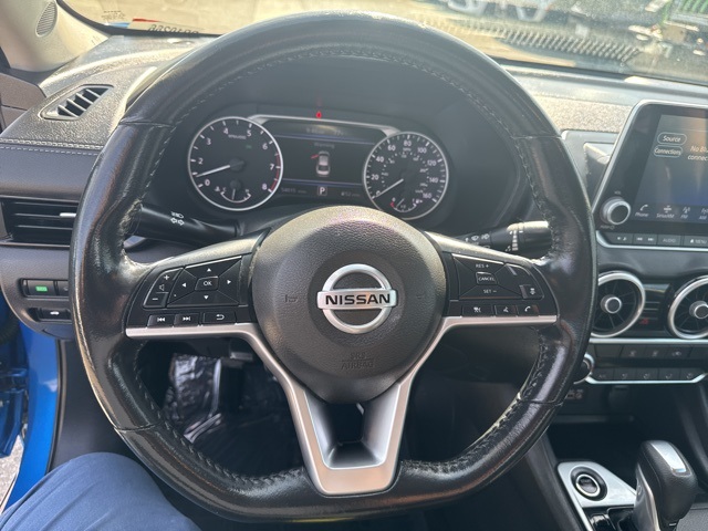 2022 Nissan Sentra SV photo 12