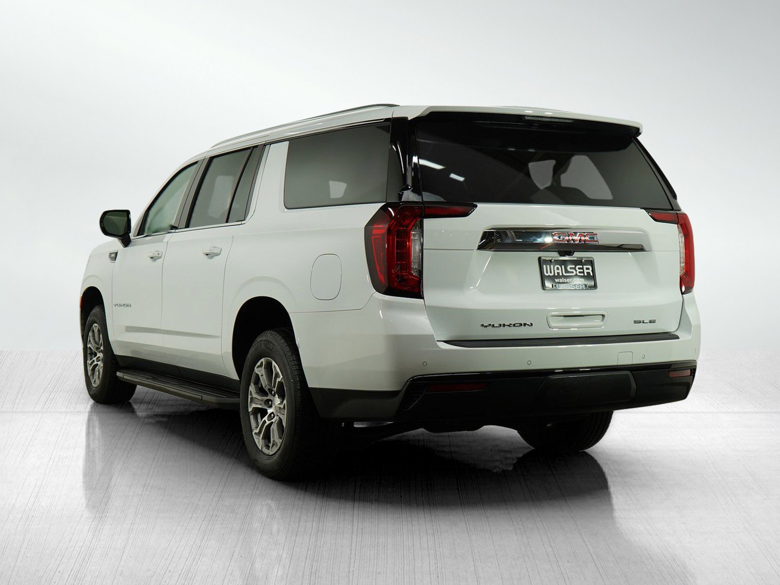 2022 Gmc Yukon XL SLE photo 3