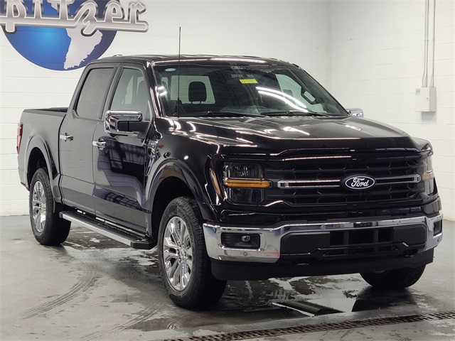 2025 Ford F-150 XLT photo 2