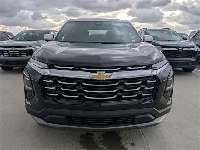 2026 Chevrolet Equinox LT photo 3