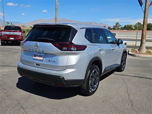 2024 Nissan Rogue SV photo 5