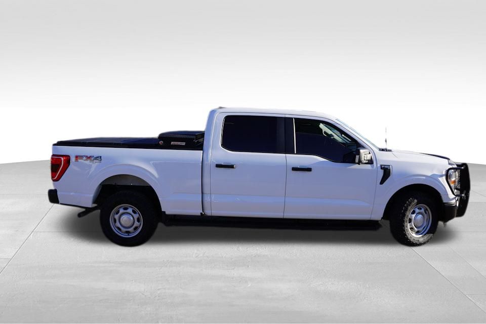 2022 Ford F-150 XL FX4 photo 3