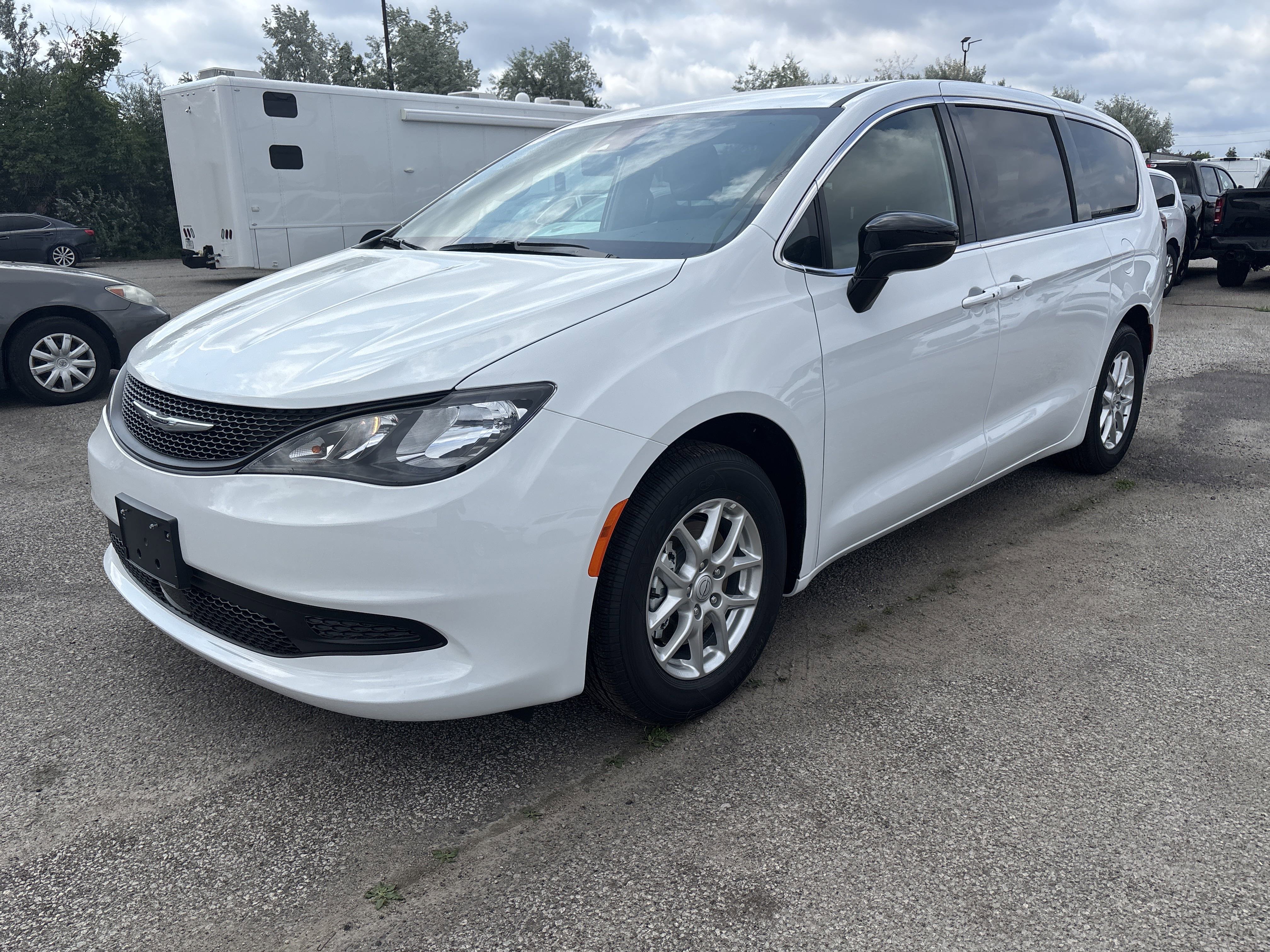 New 2025 Bright White Chrysler SXT image 1
