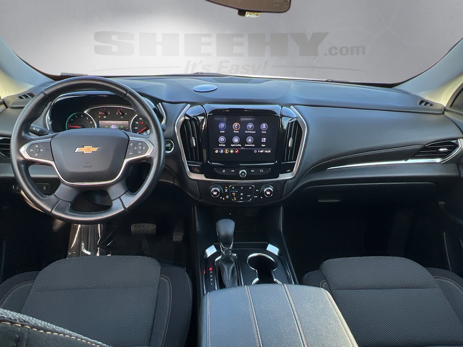 2021 Chevrolet Traverse 1LT photo 3