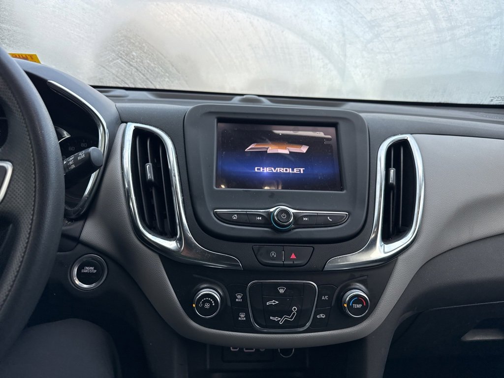 2024 Chevrolet Equinox LS photo 4