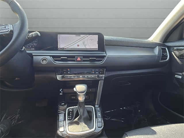 2024 Kia Seltos SX photo 19
