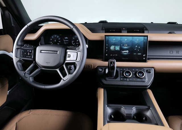 2025 Land Rover Defender 110 X-Dynamic SE photo 9