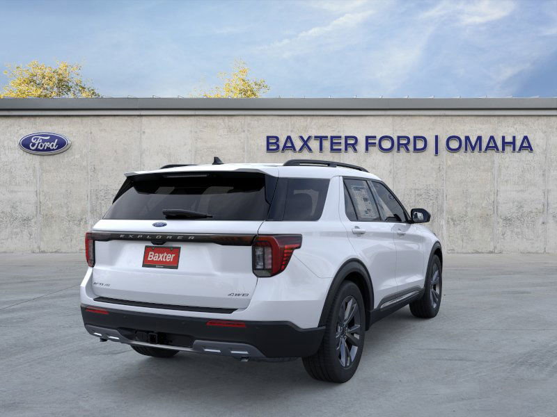 2025 Ford Explorer photo 18