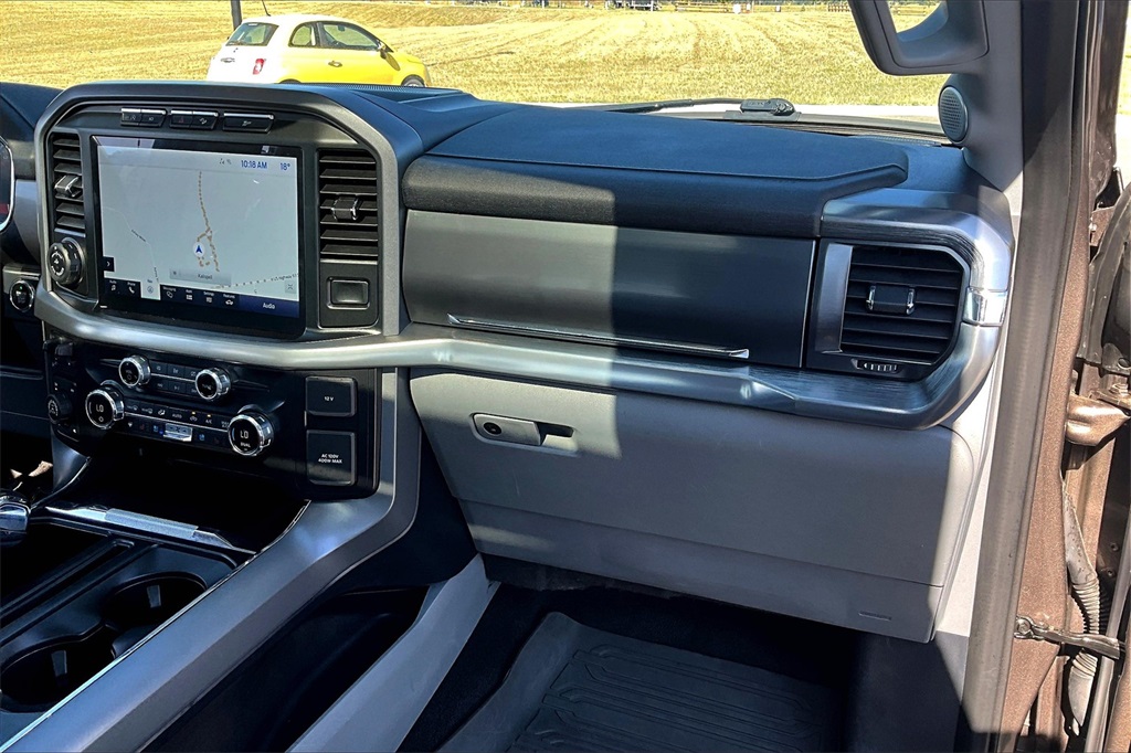 2021 Ford F-150 Lariat photo 17