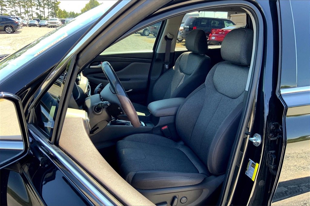 2020 Hyundai Santa Fe SEL photo 21