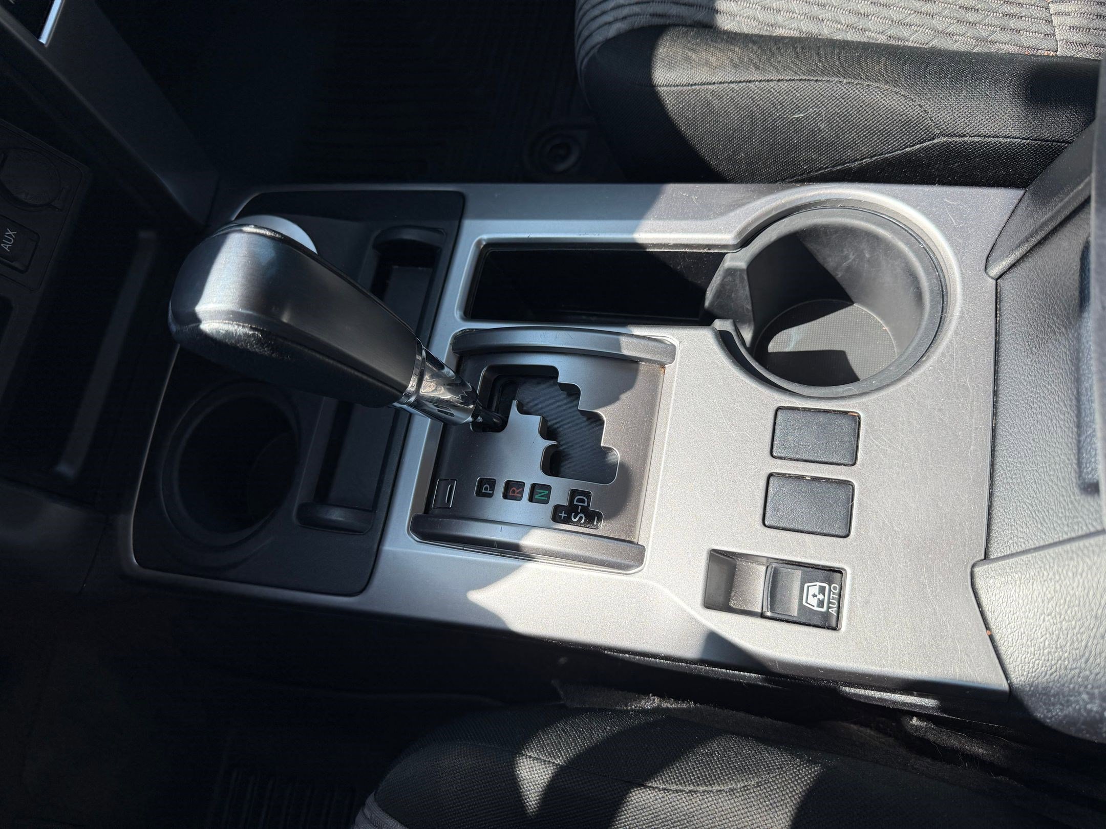 2019 Toyota 4Runner SR5 4WD photo 26