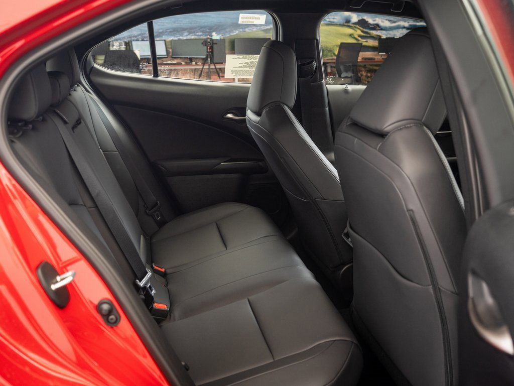 2025 Lexus UX Premium photo 34