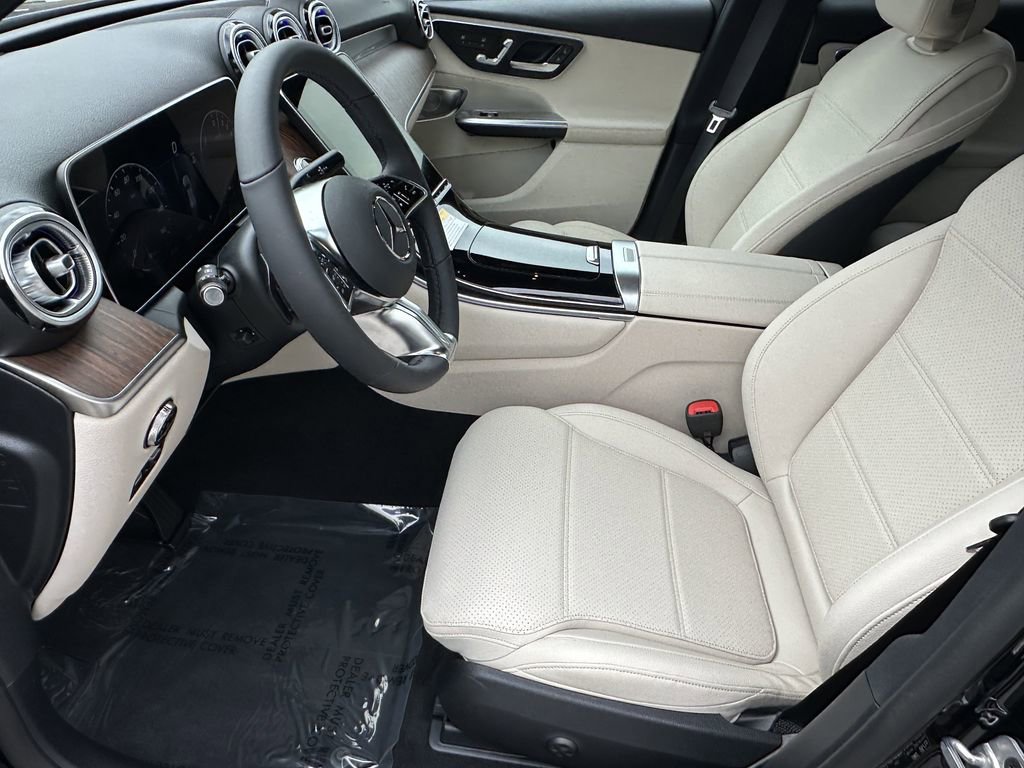 2025 Mercedes Benz GLC 350e 4MATIC photo 10