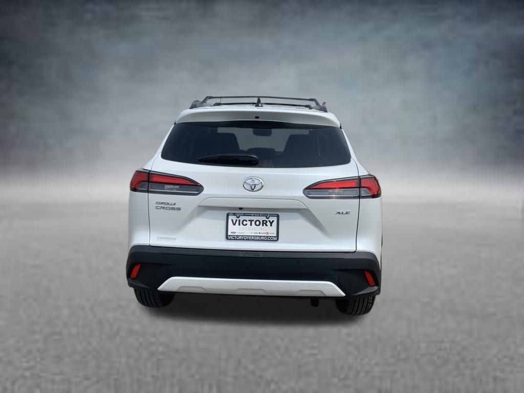 2026 Toyota Corolla Cross XLE photo 6
