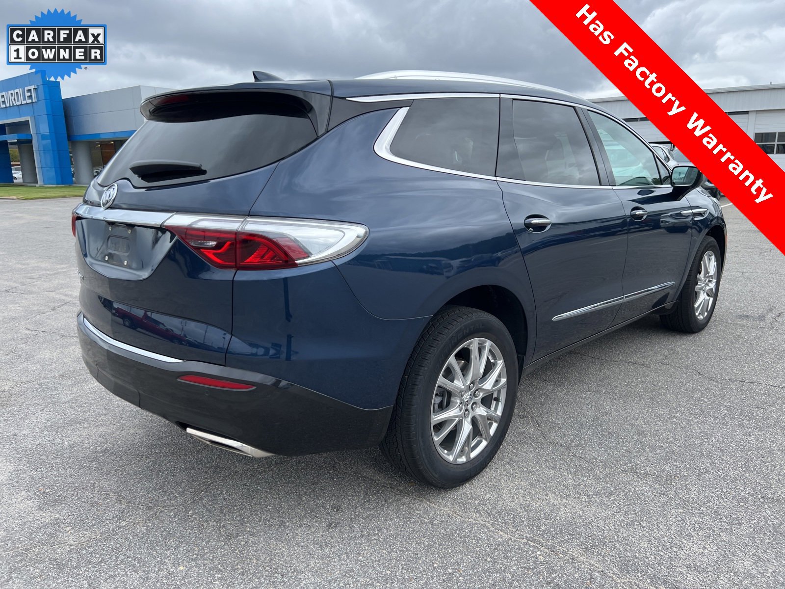 2023 Buick Enclave Essence photo 4