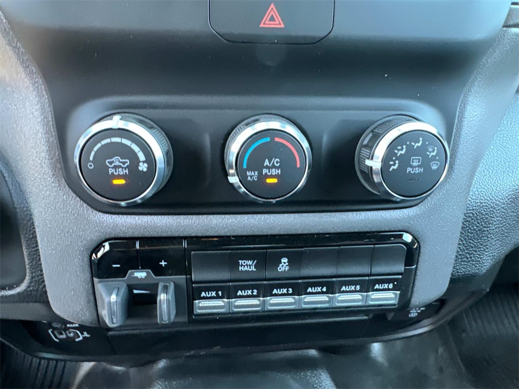 2024 Ram 2500 Tradesman photo 24