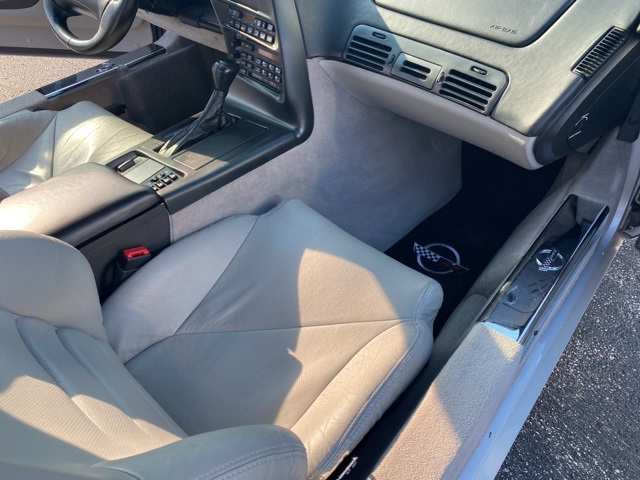 1996 Chevrolet Corvette Base photo 24